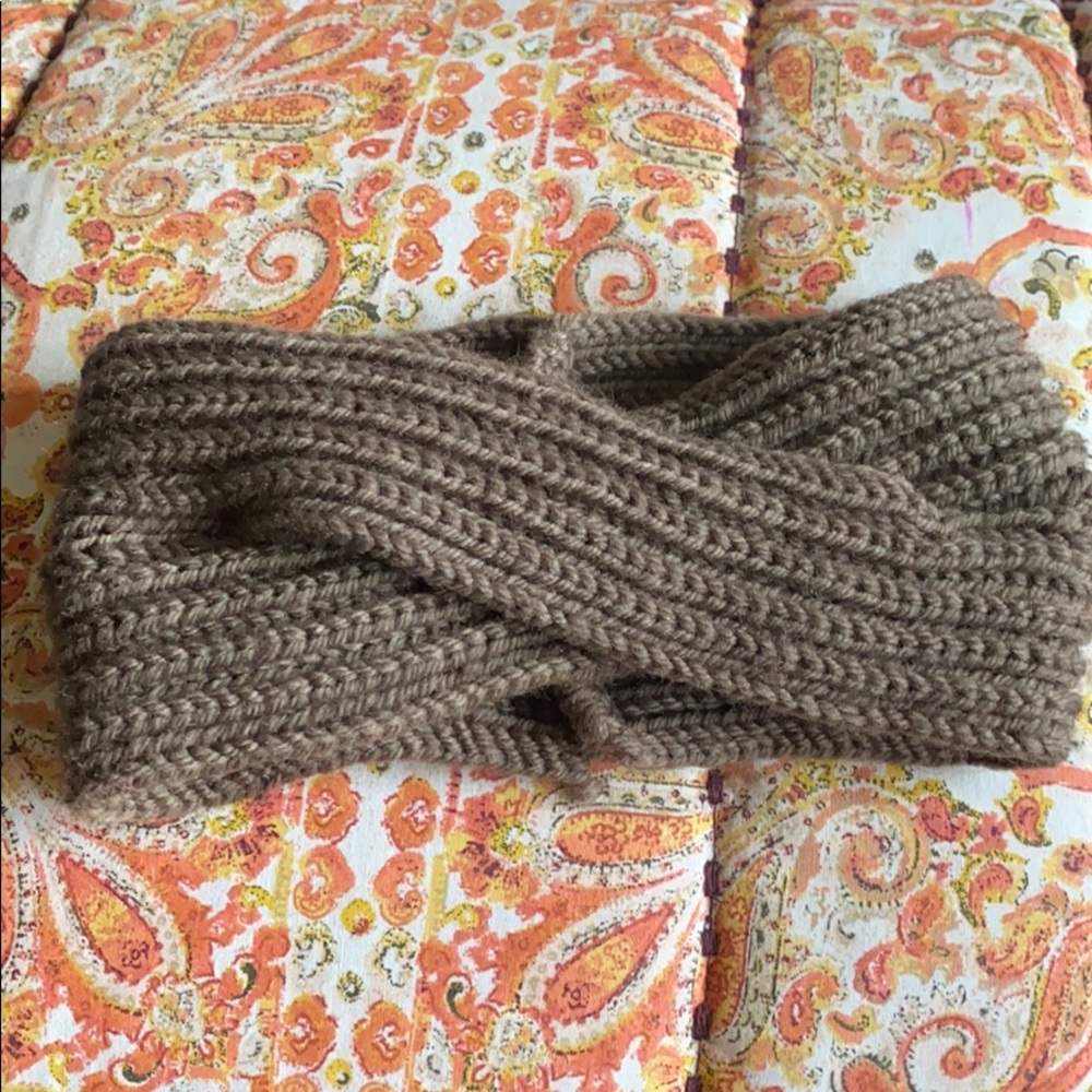 Twisted Turban Headband NWOT